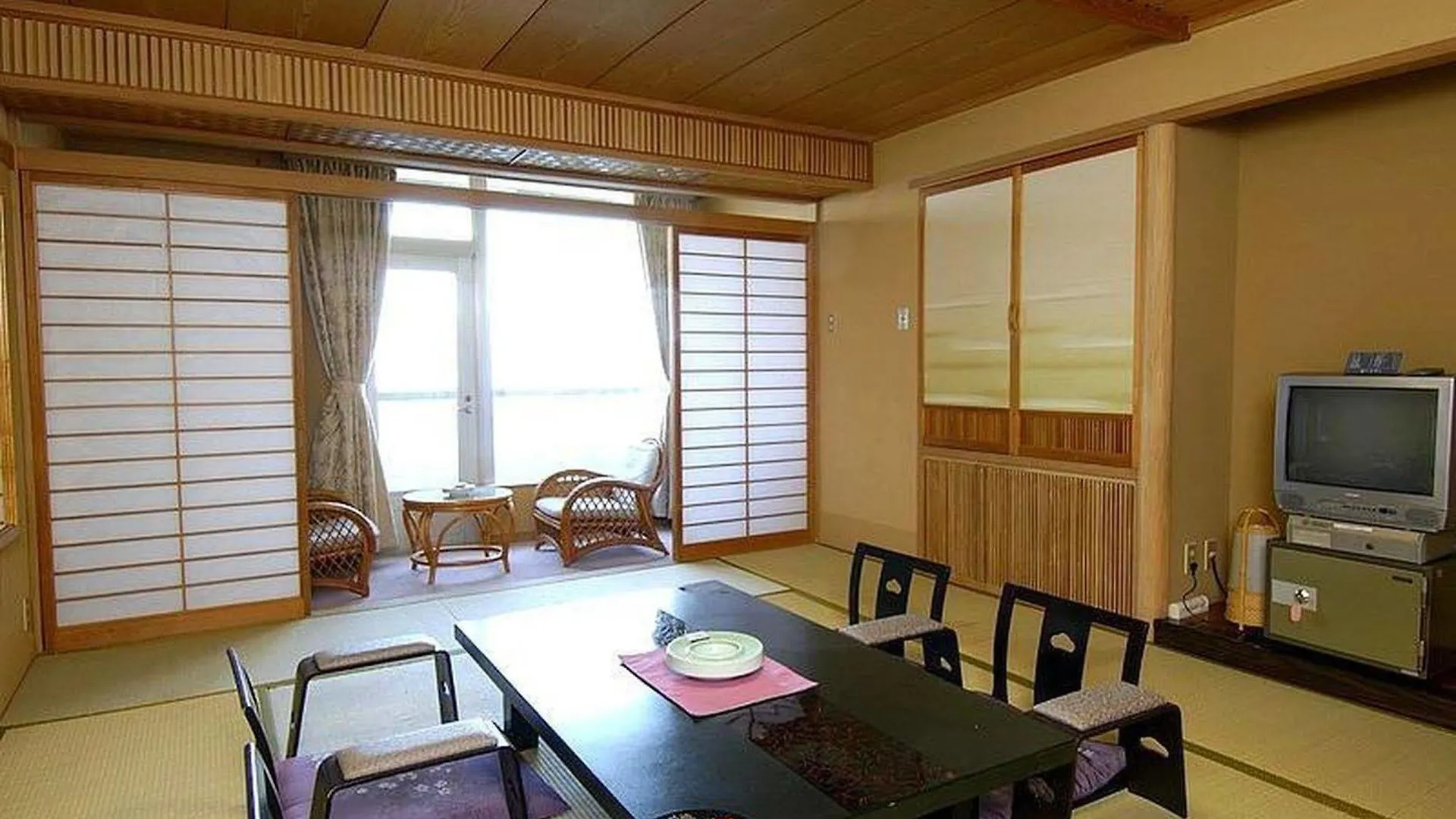 ホテル 洞爺 湖畔亭 洞爺湖町 旅館